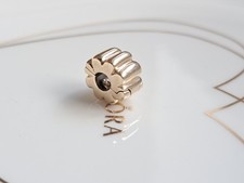 Genuine Pandora 14k Gold Ribbed Clip