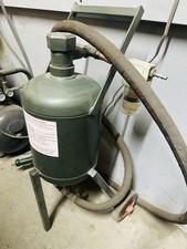 Sandblasting Machine Connects To Air Compressor