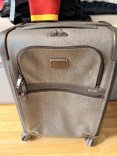 Tumi continental suitcase grey - tumi,