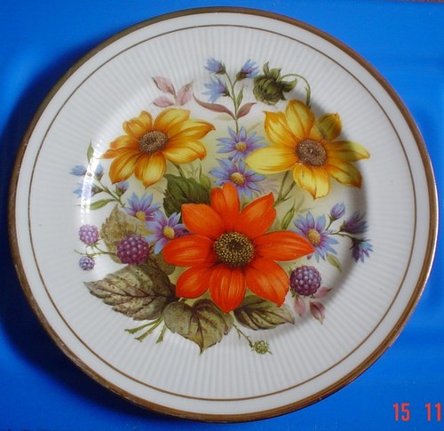 Pall mall ware flowers - pall,