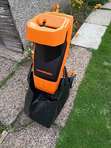 Lawnmaster 2400w corded - lawnmaster,