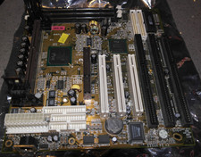 Slot 1 AT motherboard soltek sl-61d - intel lx AGP PCI ISA SD ATX psu working