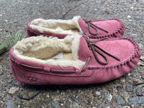 Ugg dakota pink moccasins - ugg,
