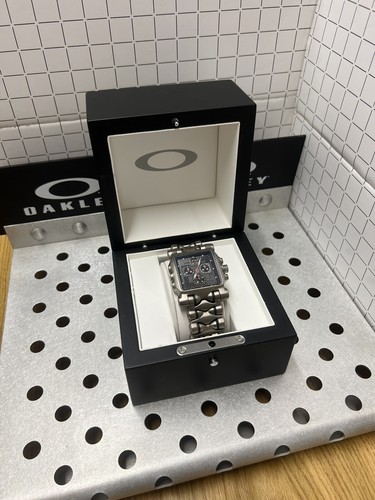Oakley vintage time machine - oakley,