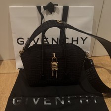 Givenchy Antigona Lock Small