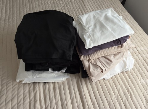 Maternity clothes bundle - maternity, size