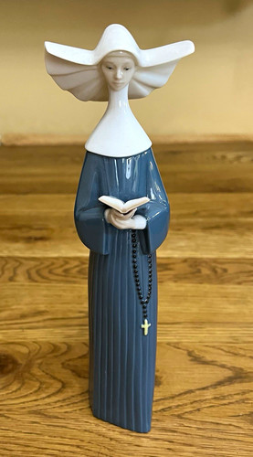 Lladró porcelain nun figurine - porcelain,
