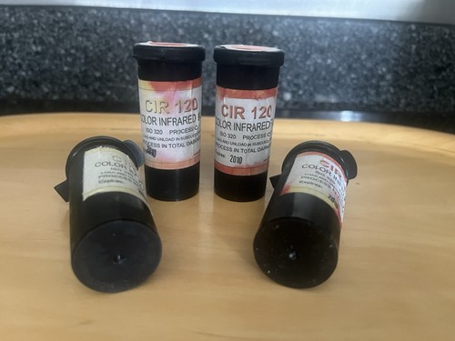 One roll cir 120 colour - one,
