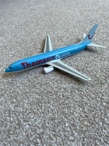 Thomsonfly boeing 737 800 - thomsonfly, 737-800