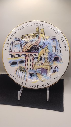 Welsh eisteddfod pottery - eisteddfod,