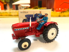 DINKY.308.FARM. LEYLAND 384.TRACTOR. DRIVER. STEERING.TOW PIN HOOK.N MINT BOXED.