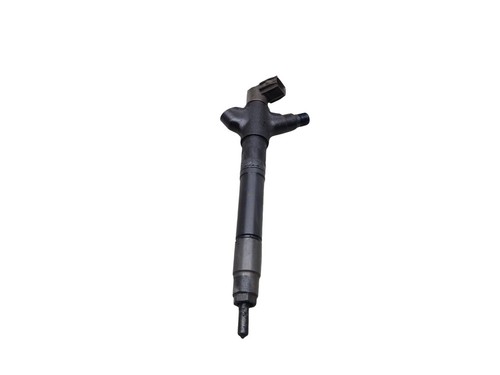 Toyota avensis fuel injector - avensis,