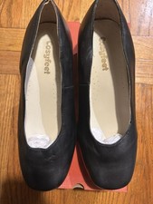 Cosyfeet Wide Fitting Court Shoe Size 8