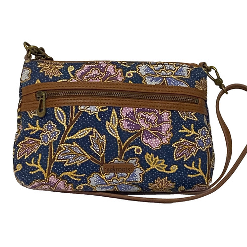 Sakroots campus mini crossbody - sakroots,