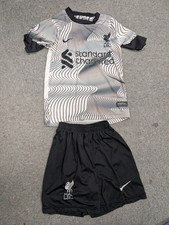 Liverpool FC 2022-23 Away