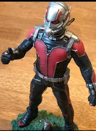 Ant man diamond select - ant, diorama