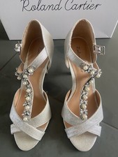 WOMENS ROLAND CARTIER SILVER HIGH HEELS SANDALS SIZE 3 (36) PEARLS OPEN TOE