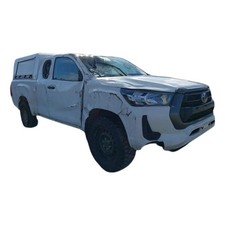 TOYOTA HILUX 2.4 BREAKING
