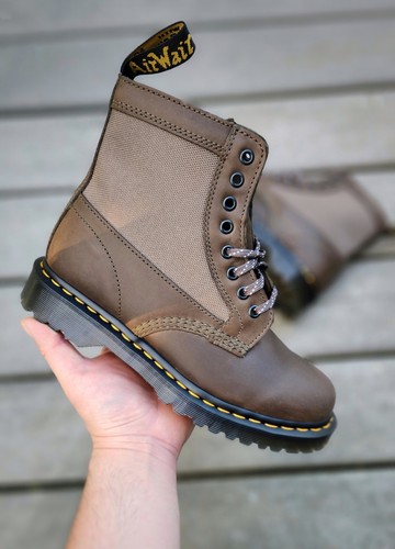 Martens 1460 panel - 1460,