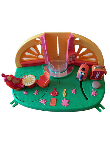 Teletubbies home hill house - home,