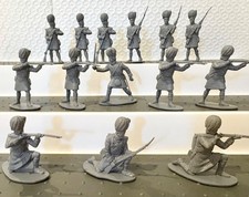 14 Airfix 1/32 scale Napoleonic Scottish Highland Infantry Soldiers