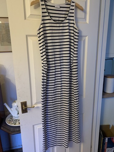 Navy and white - navy, striped