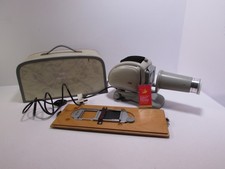 Vintage Norris Trumpf 150/66 Slide Projector in Case  KB7