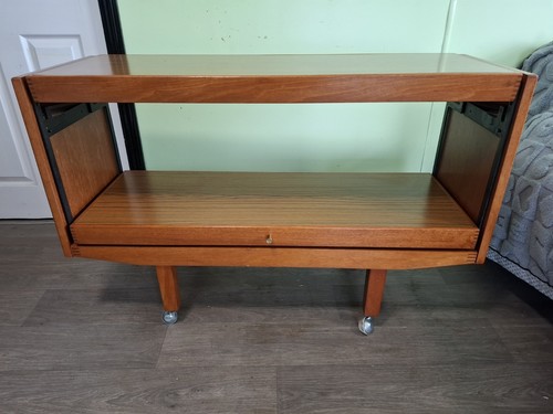 Mid century teak - mid, metamorphic