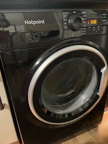 Black gloss hotpoint - gloss,