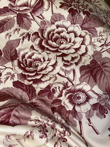 Pair new dorma red cream - pair,