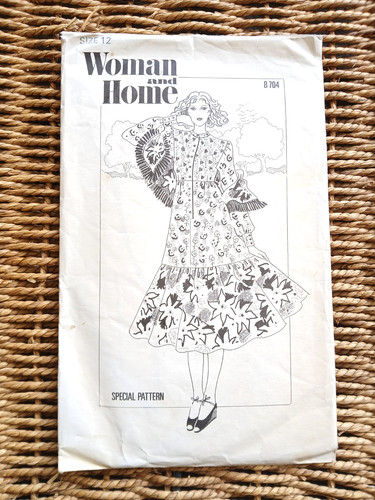 Vintage 1970s woman home - 1970s,