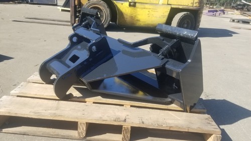 Bobcat excavator skid steer - skid,