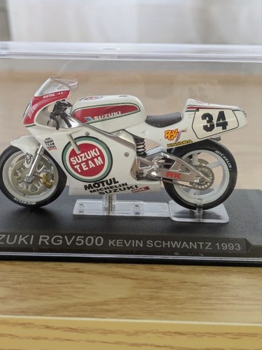 Suzuki rgv500 kevin - kevin, schwantz