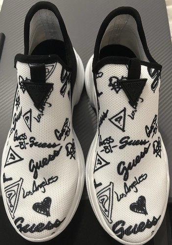 Guess gratfiti trainers - guess,