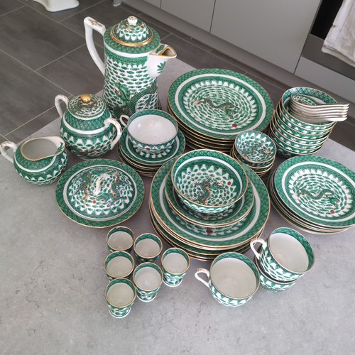 Green dragon dinner service - green,
