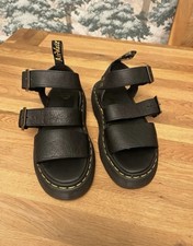 Dr. Martens Gryphon Black