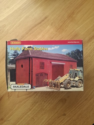 Hornby buildings stables - hornby,