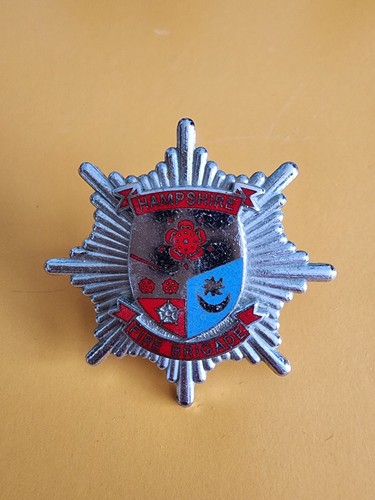 Hampshire fire brigade cap pon - hampshire,