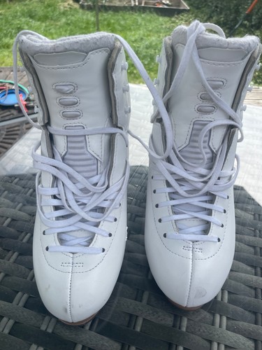 Jackson elite ice skates