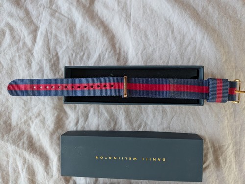 Daniel wellington classic - daniel,