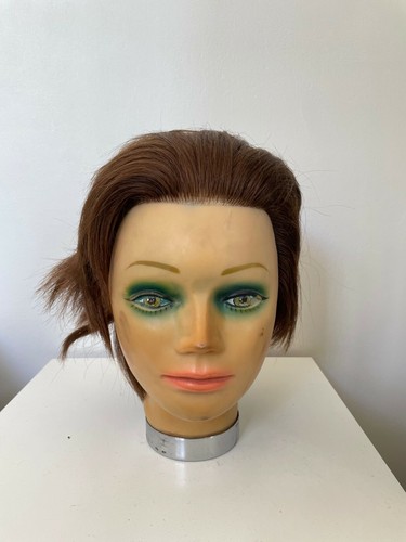 Old mannequin head wig - head,