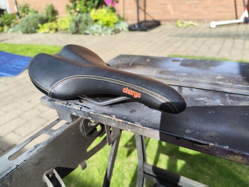 Charge spoon saddle black - charge,