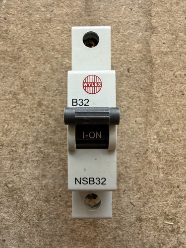 Wylex b32 amp - amp, circuit