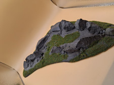 Warhammer Fantasy Citadel Hill and Rocks Set Terrain Scenery D596