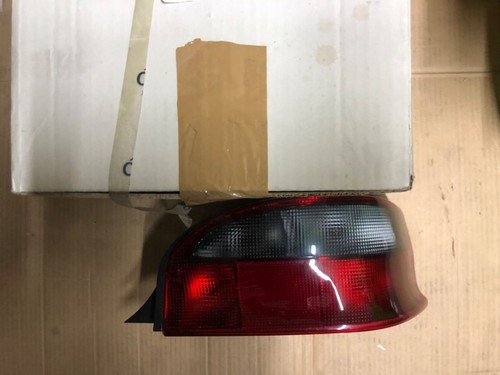 Citroen saxo taillight right - citroen,