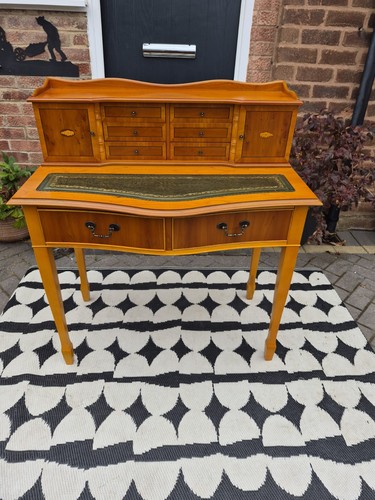 Beautiful vintage repro - repro, ladies