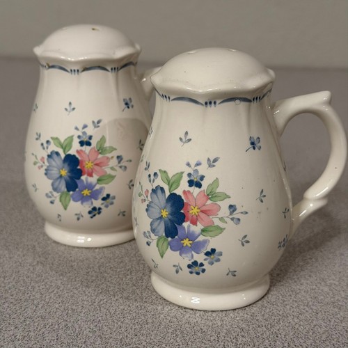 Vintage floral salt pepper - vintage,