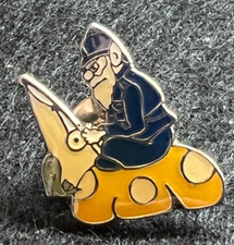 POLICE CONSTABLE GNOME ON MUSHROOM FISHING PIN BADGE