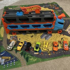 Hot Wheels Speedway Hauler GVG37 + 7 Cars Massive Job Lot Bundle Toy Transporter