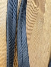 RUBBER REINS SOFT LEATHER COB BUCKLE ENDS BLACK 